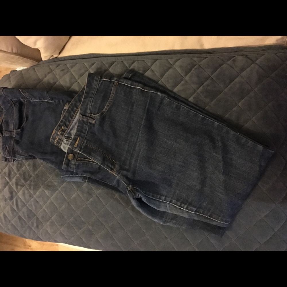 Jeans - Picture 7 of 8
